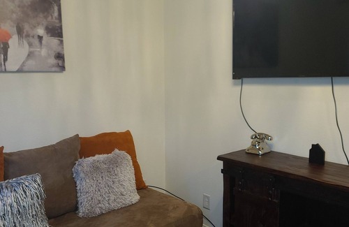 Cypress Condominio | Comfy and large 2 bedroom apartment in Cypress, Tx