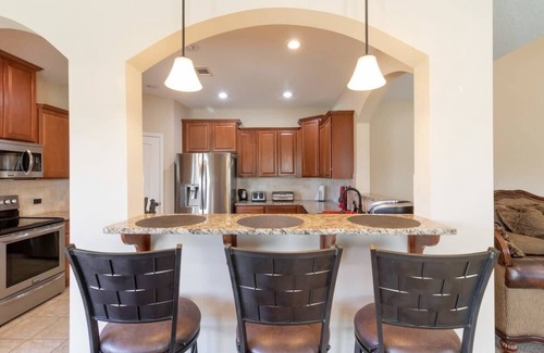 Fortson Casa | Comfy and Modern! - Wistful on Wisteria Lane