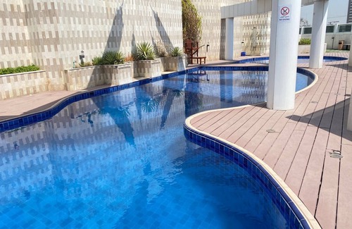 Dubai Sports City Apartamento | COMFY AND SPACIOUS 2 BEDROOM APARTMENT WITH 3 BEDS IN DUBAI