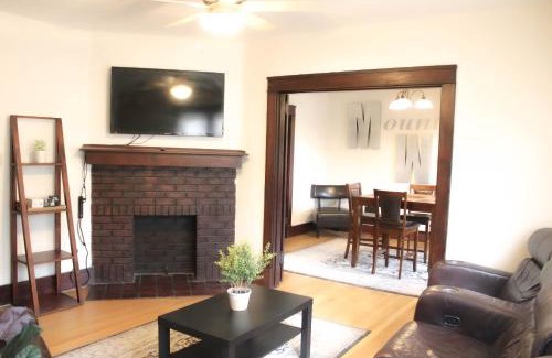 Mount Washington Apartamento | Comfy and Spacious 3 BR - Easy City Access