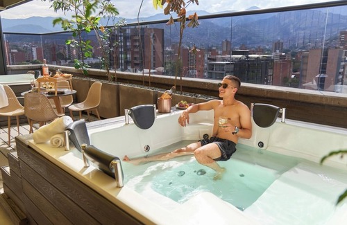 Estadio Apartamento | Comfy Aparta-suite Stadio Rosa Negra