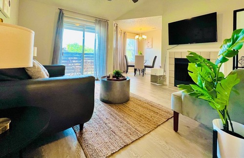 Milwood Apartamento | Comfy Apartment by the Domain w/ Fast Wifi