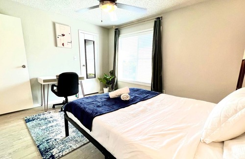 Milwood Apartamento | Comfy Apartment by the Domain w/ Fast Wifi