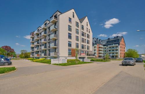 Fabryczna Apartamento | Comfy Apartment with Parking & Balcony by Noclegi Renters