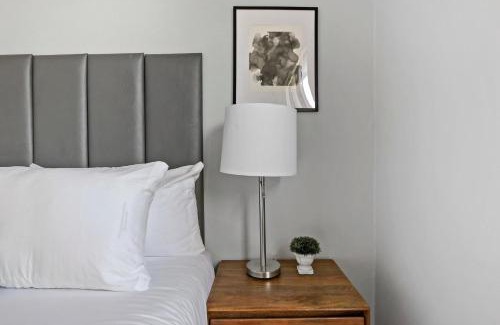 North Center Apartamento | Comfy & Bright 3BR Fully Furnished Apt - Lincoln 3E