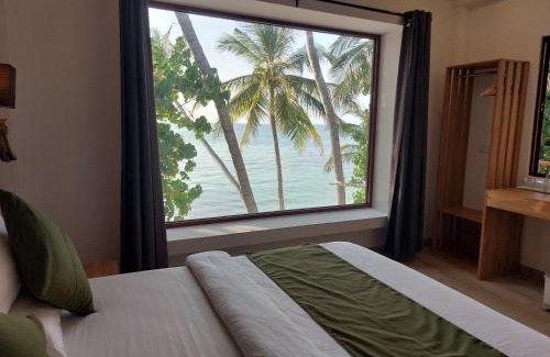 Dhiffushi Hotel | Comfy Cool Breeze by eMzaz
