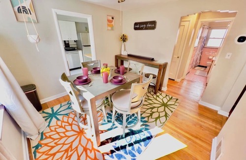 Westwood Apartamento | Comfy Cozy Safe 2nd Floor Aptmnt 13 Min to UC Med