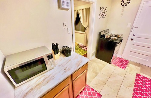 Westwood Apartamento | Comfy Cozy Safe Spacious 1st Floor Apartment