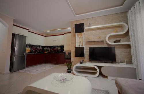 Tirana Apartamento | Comfy flat in Astir Near bus and AC