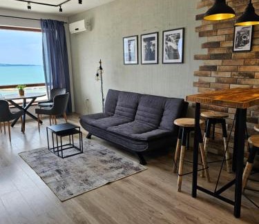 Varna Apartamento | Comfy Flat Sea View & Strong Wi-Fi