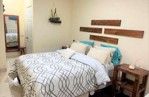 Chimaltenango Apartamento | COMFY. Full internet, kitchen, washer and dryer, Netflix