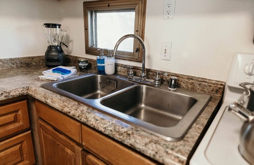 Bodfish Casa | Comfy Get Away house with full amenities and recently remodeled