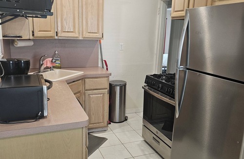 Elmont Casa | Comfy Getaway