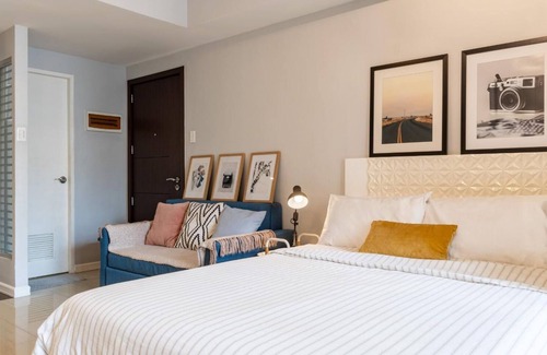 Legazpi Village Apartamento | Comfy Greenbelt Condo With Washer & Dryer