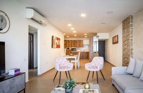 Netanya Apartamento | Comfy Haven in Netanya CTR by Sea N'Rent