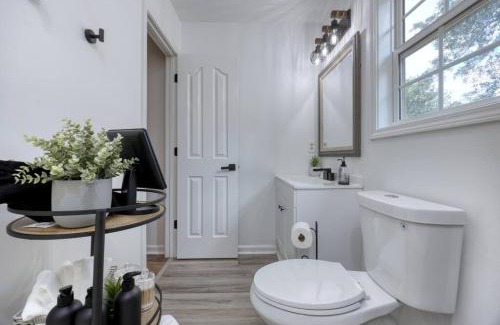 Columbus Casa | Comfy Home Minutes to Ft Moore