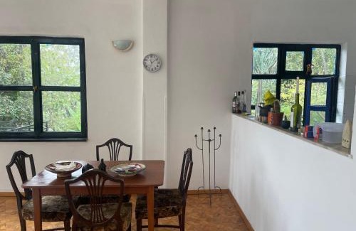 Yeka Apartamento | Comfy Living With Terrace & View