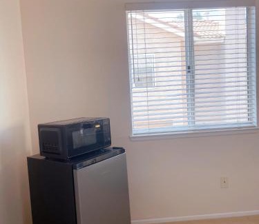 Estates at Canyon Crest Casa | Comfy Master Room