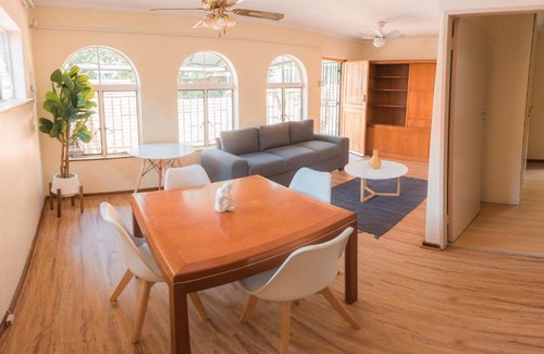 Waterkloof Glen Apartamento | Comfy Menlyn Maine Appartment