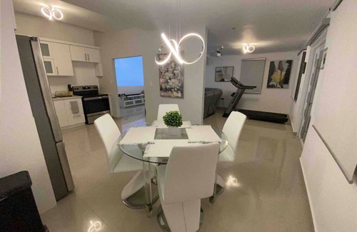Sabana Abajo Casa | Comfy modern house near airport & beach