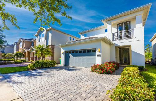 West Kissimmee Casa | Comfy Modern House w Pool Perfect Location