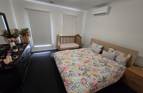 Melton South Casa | Comfy nest 4 bed room family house