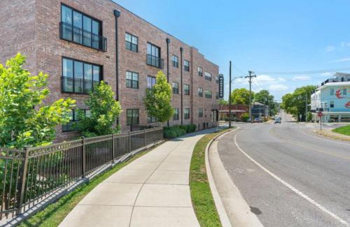 Cleveland Park Apartamento | Comfy New 5 Bed 2 Bedroom Close to Downtown