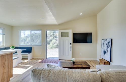 Yosemite Forks Casa | Comfy Oakhurst Duplex Near Hiking and Sightseeing!