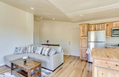 Yosemite Forks Casa | Comfy Oakhurst Duplex Near Hiking & Sightseeing!
