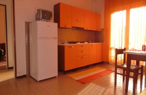 Bibione Lido dei Pini Apartamento | Comfy one-bedroom apartment with terrace and lift