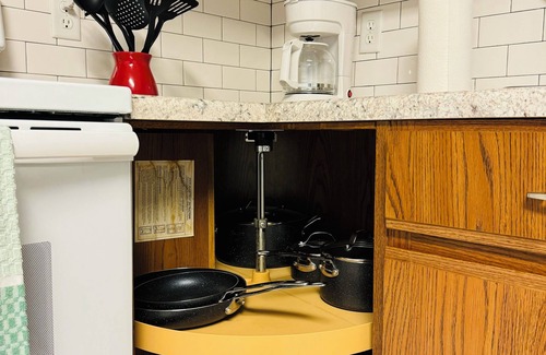 Warner Robins Casa | Comfy, Pet-Friendly Home close to Robins AF