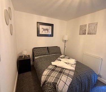 Bracknell Apartamento | Comfy Premium Home in Town