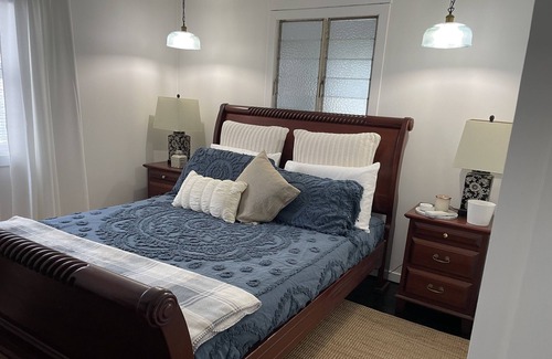 Nundah Cabaña | Comfy Queenslander Cottage