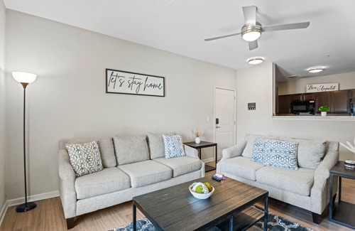 Union City Apartamento | Comfy Stay by ATL Airport + Pool Access