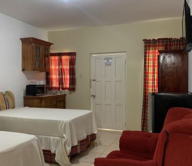 Negril Villa | Comfy Stay in Jamaica -Enjoy 7 Miles of White Sand Beach! villa
