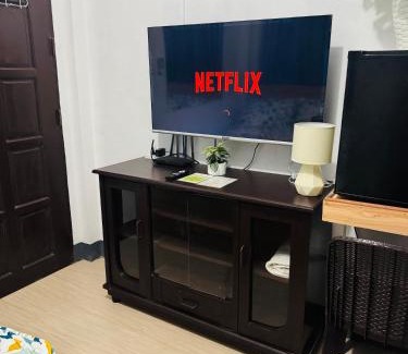 Virac Apartamento | Comfy Stay with Wifi Netflix Kitchen Free Parking at Sonia's Island Stay