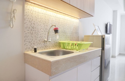 Pondokcina Apartamento | Comfy Studio Apartment At Evenciio Margonda