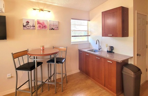 Southgate Apartamento | Comfy studio in Sarasota