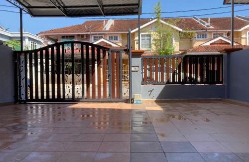 Central Seberang Perai Casa | Comfy Sutera Seberang Jaya