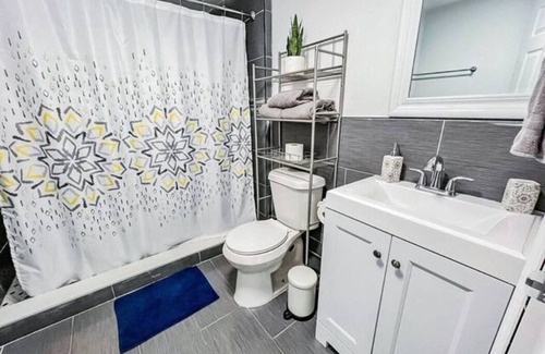Marthas Vineyard Apartamento | Comfy Unit near Port R Beaches/ Adv. Park/