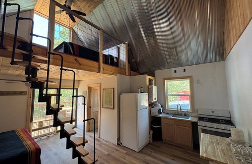 Eminence Cabina | Coming August 1st! Check out Thorny Creek Cabins, in the heart of the Ozarks!