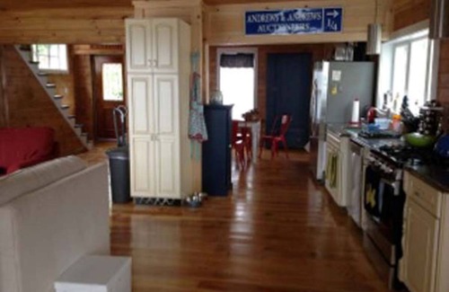 Eastport Casa | Commanding ocean views from this 3-bedroom house in brilliant Eastport with AC!