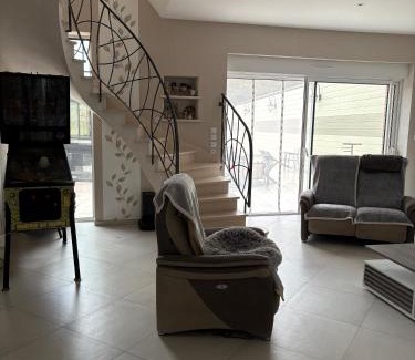 Meusnes Casa | Comme chez vous !