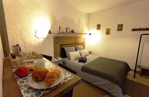 Eyragues Apartamento | Comme un petit gîte au coeur du vieux village