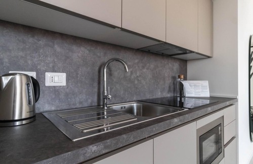 Guastalla Apartamento | Commenda 35 C