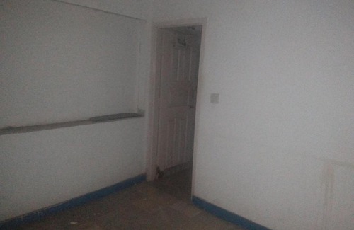 Ranchi Apartamento | Commercial space available for rent