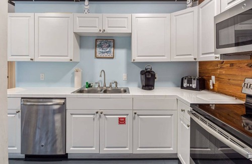 Historic Seaport Apartamento | Commodore s Cove by Brightwild Epic Location