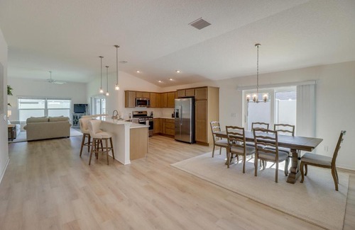 Okahumpka Casa | Community Pool and Tennis Court Gem in The Villages