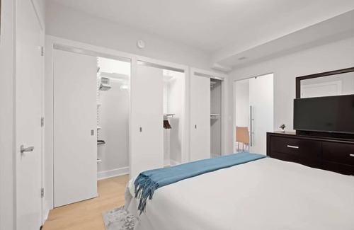 NoMa Casa | New! NoMa 1BR | 1 block from Metro | Fitness Center