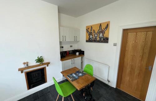 Chesterfield Apartamento | Commuters Getaway